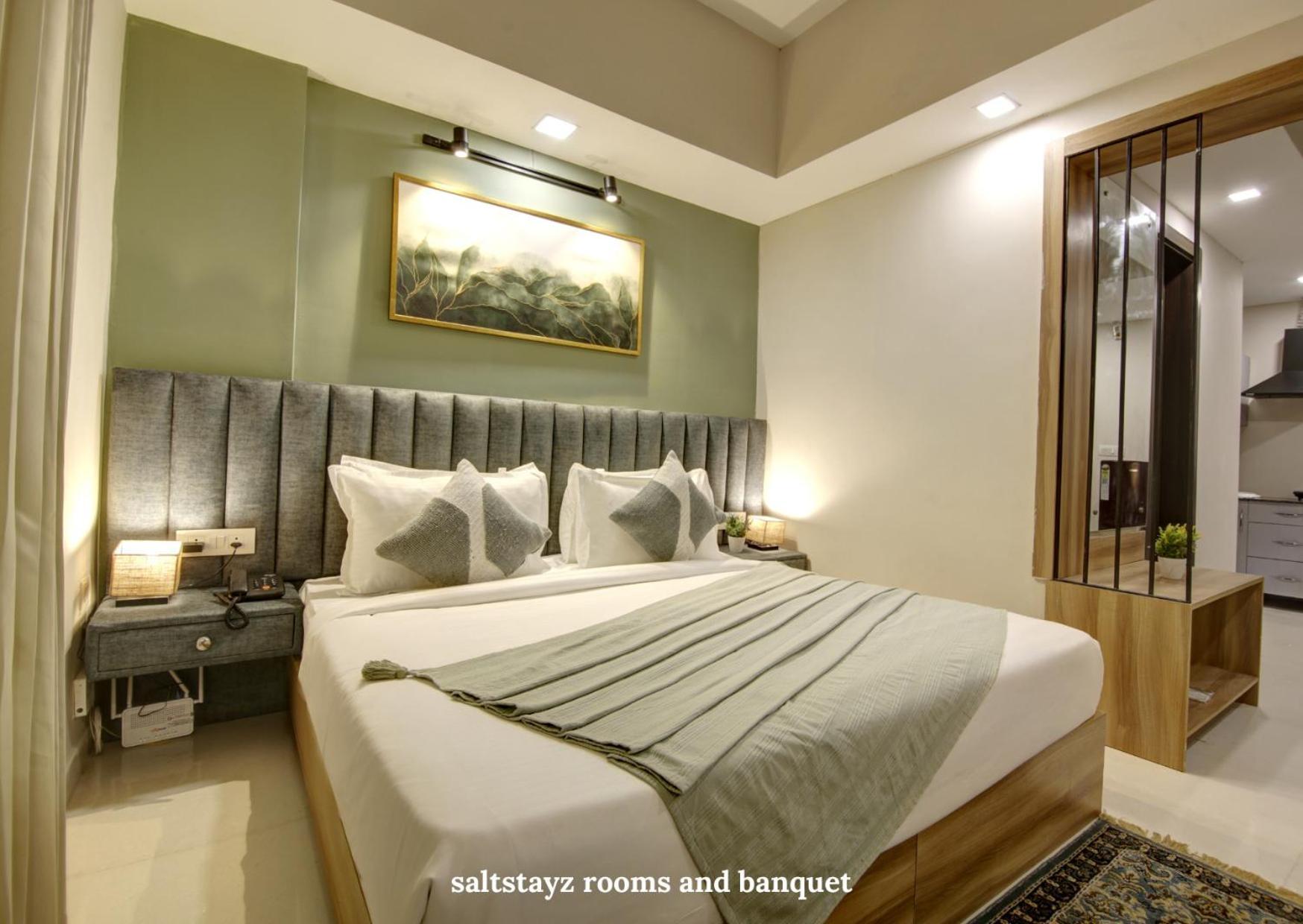גורגאון Saltstayz Premier Executive Serviced Apartment - Golf Course Extension Road מראה חיצוני תמונה